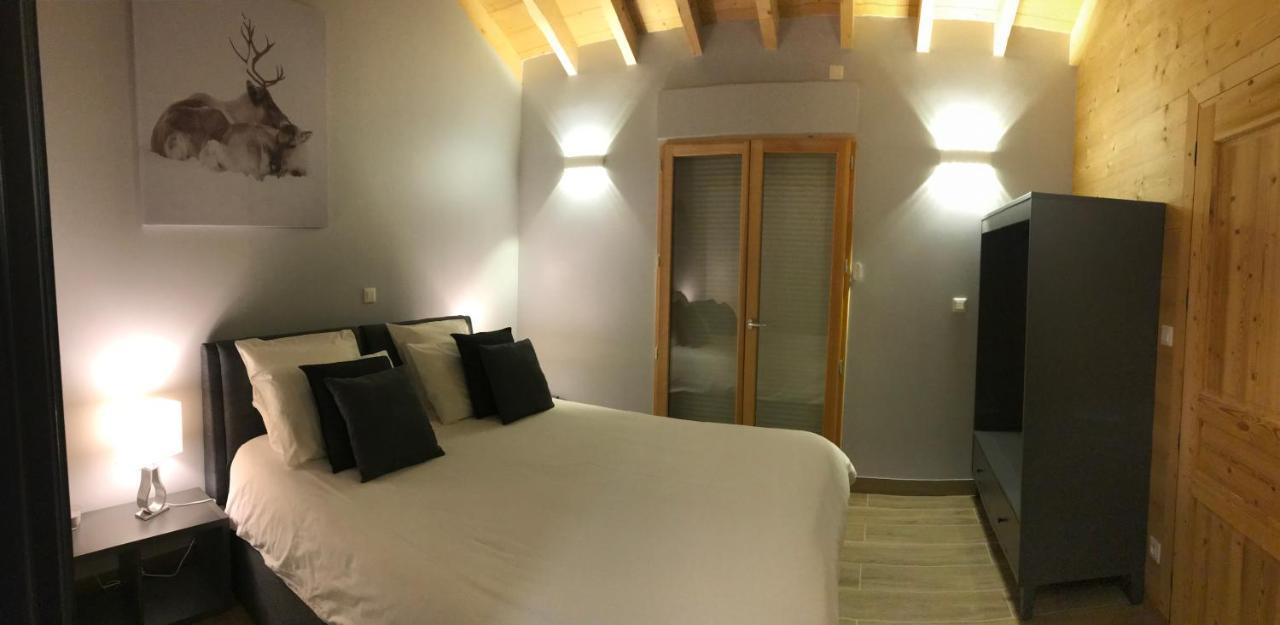 Chalet Barbara With Swimming Pool In The Heart Of Oisans Le Bourg-dʼOisans Kültér fotó