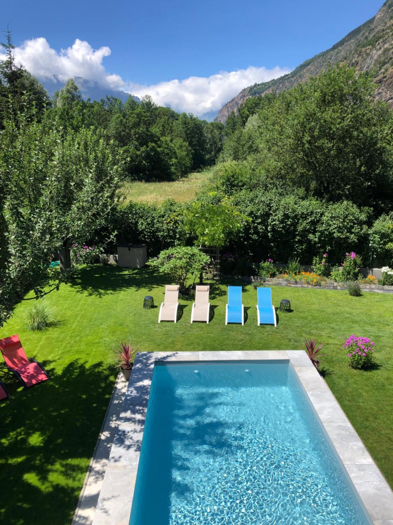 Chalet Barbara With Swimming Pool In The Heart Of Oisans Le Bourg-dʼOisans Kültér fotó