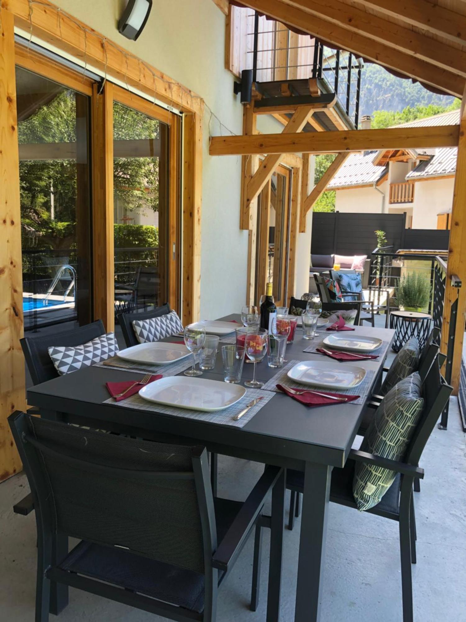 Chalet Barbara With Swimming Pool In The Heart Of Oisans Le Bourg-dʼOisans Kültér fotó